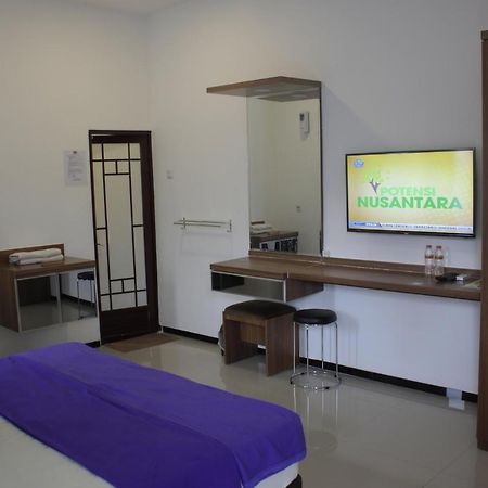 Sultan Guesthouse Tulungagung Exterior photo