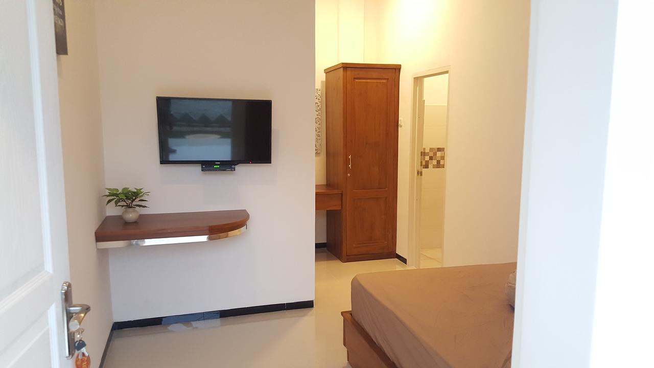 Sultan Guesthouse Tulungagung Exterior photo